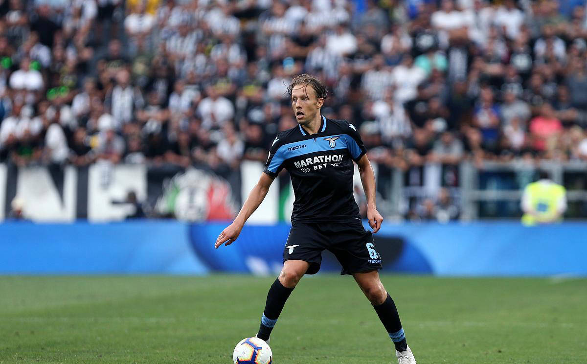 拉齐奥外援状态低迷,球队战术或将调整 拉齐奥外援状态低迷,球队战术或将调整