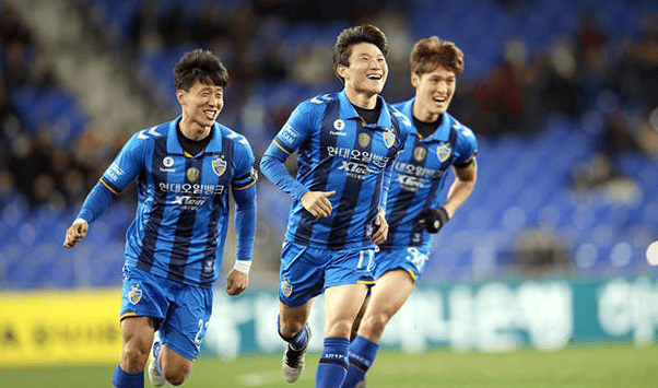 关于蔚山现代队迎来胜利,晋级希望大增!的信息 关于蔚山现代队迎来胜利,晋级希望大增!的信息