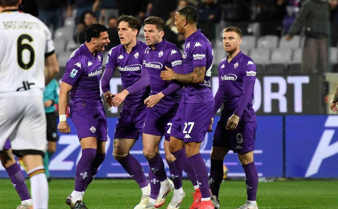 爱游戏官方-佛罗伦萨在客场掀翻对手，取得胜利