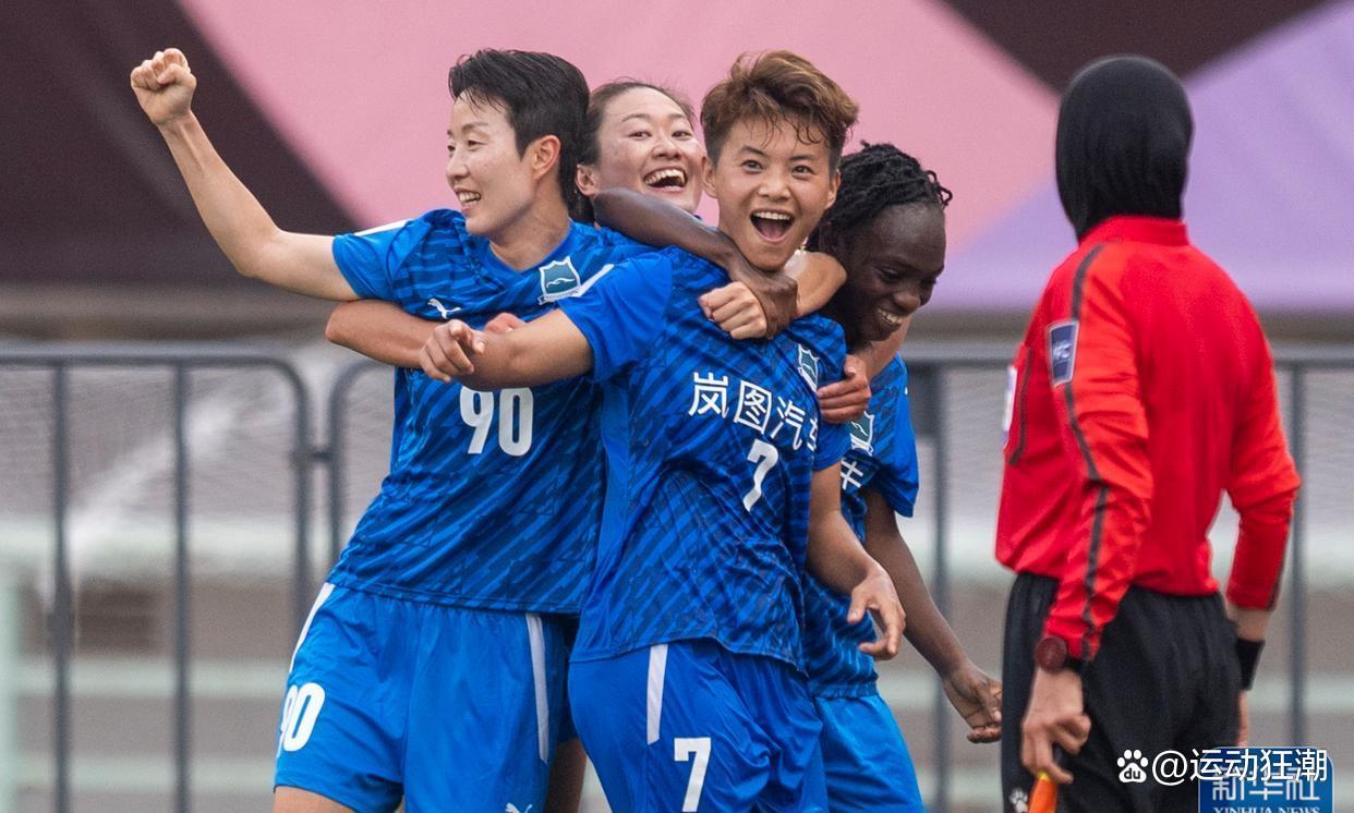 爱游戏官网-包含观众热情高涨，女足比赛助力狂潮掀起的词条