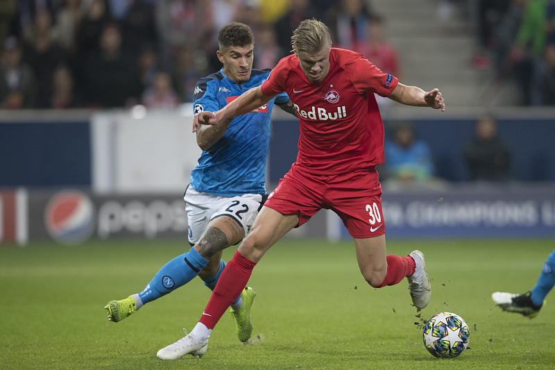 西班牙球队祭出百万报价签下天才前锋的简单介绍 西班牙球队祭出百万报价签下天才前锋的简单介绍