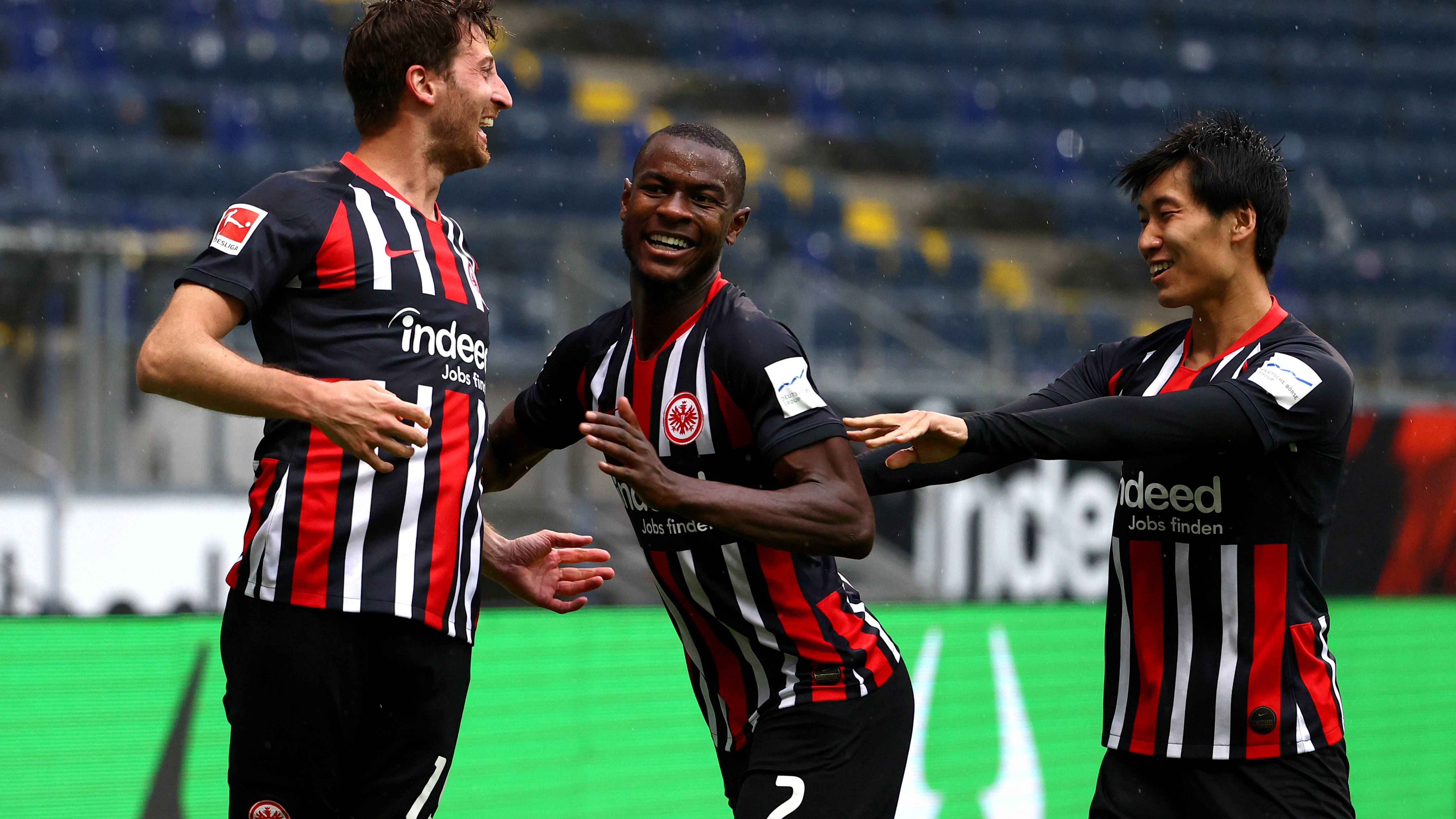 包含弗莱堡主场力克门兴格拉德巴赫,登上联赛前四的词条 包含弗莱堡主场力克门兴格拉德巴赫,登上联赛前四的词条