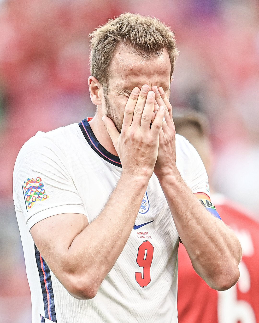 英格兰遭遇匈牙利反扑,比赛激烈 英格兰遭遇匈牙利反扑,比赛激烈