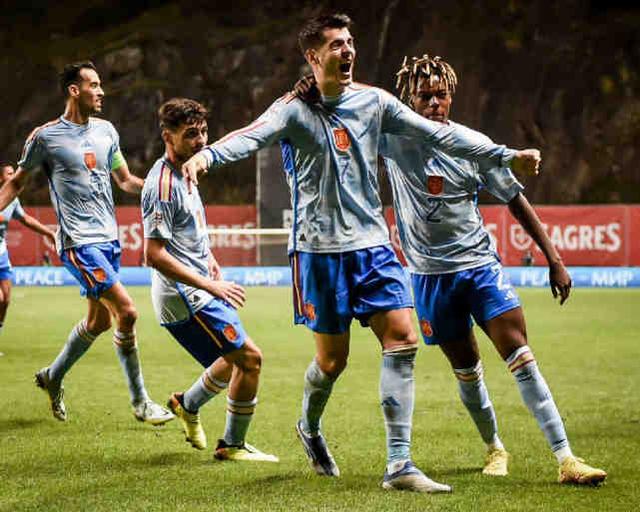 爱游戏网站入口-包含俄罗斯队突围成功，晋级欧国联四强的词条