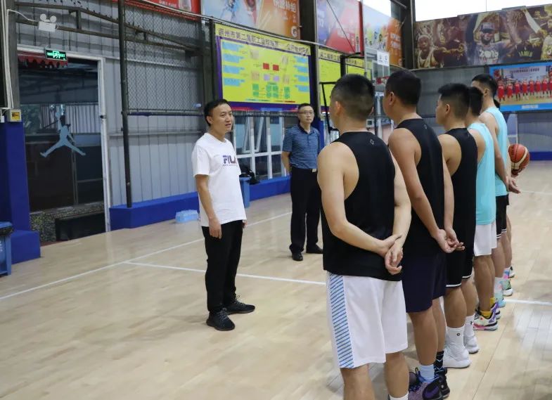 海南队备战决心坚定,逐鹿赛场为其拼搏的简单介绍 海南队备战决心坚定,逐鹿赛场为其拼搏的简单介绍