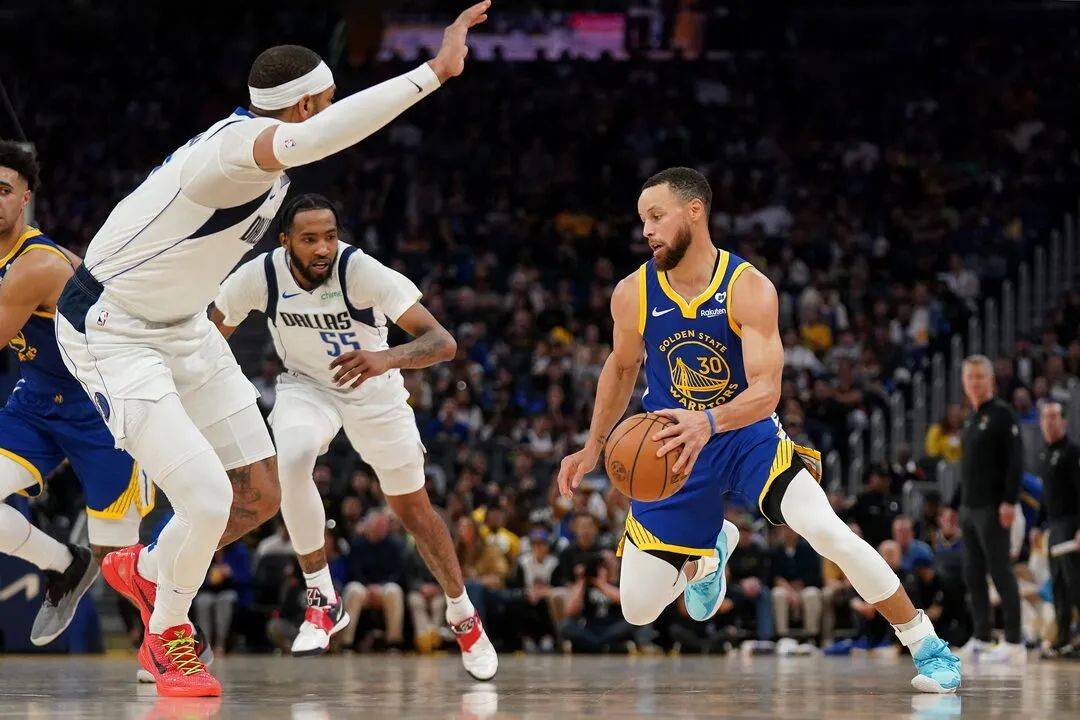 小牛惨败雷霆,遭遇两连败 小牛惨败雷霆,遭遇两连败