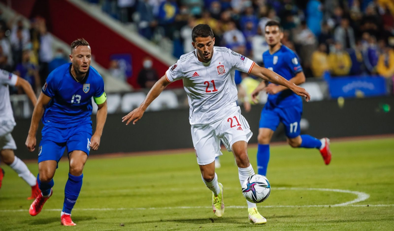 西班牙横扫科索沃，晋级欧洲杯正赛